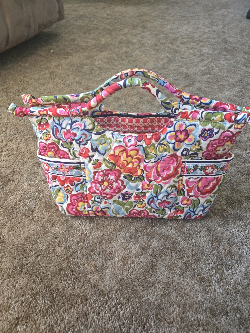 VERA BRADLEY Floral Quilted Tote Bag in Pink and Green